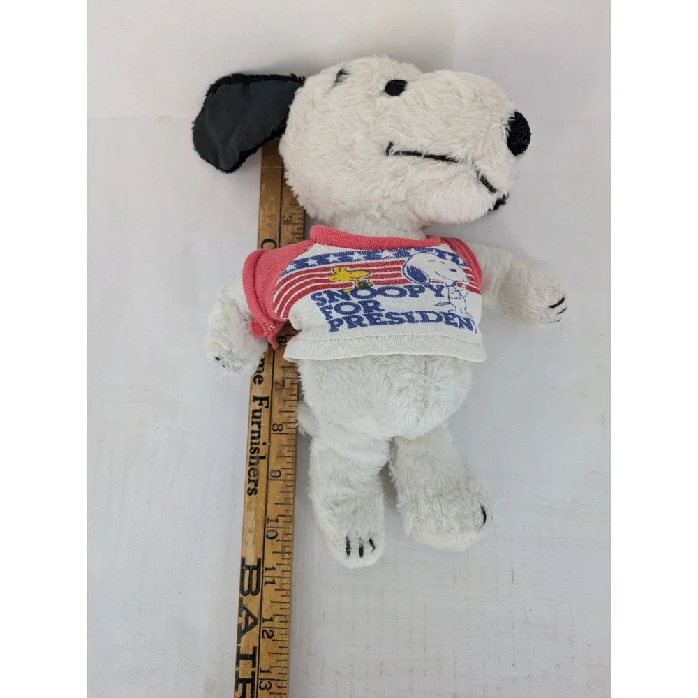 United Feature Syndicate Snoopy For President T-shirt Plush Vintage Peanuts 1968